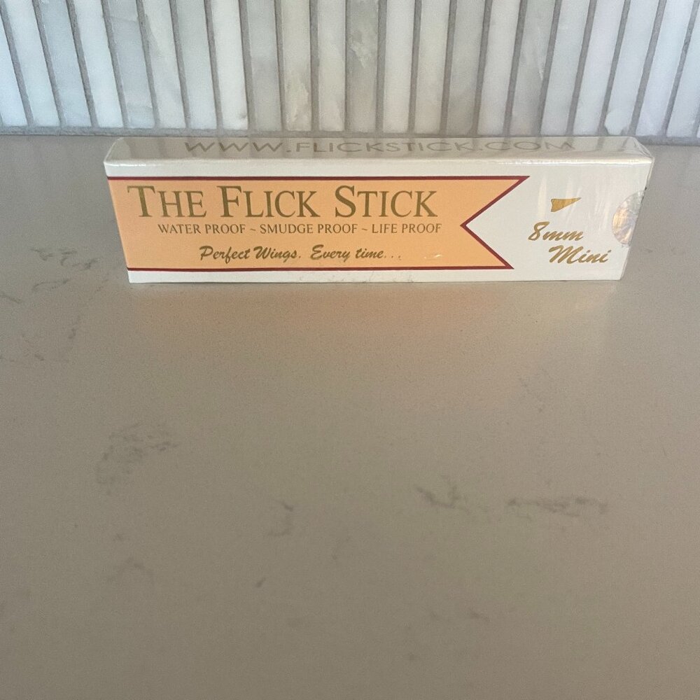 The Flick Stick 8 mm Mini Eyeliner Stamp in Black, NWT